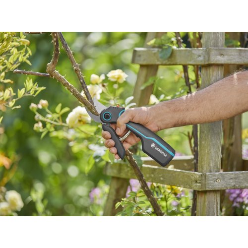 Секатор акумуляторний Gardena AssistCut 25 мм фото 9
