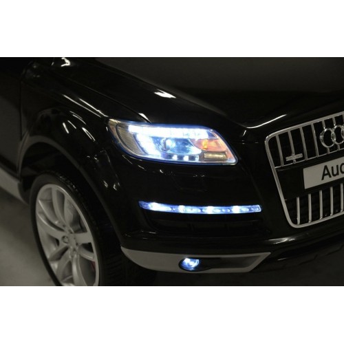 Машина на акумуляторній батареї AUDI Q7- BLACK фото 1