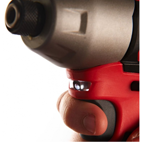 Аккумуляторный импульсный винтоверт MILWAUKEE M12 CID-152C фото 1