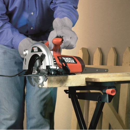 Циркулярна пила Black & Decker CD601A фото 1