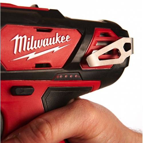 Аккумуляторный шуруповерт Milwaukee M12BDD-0 фото 3